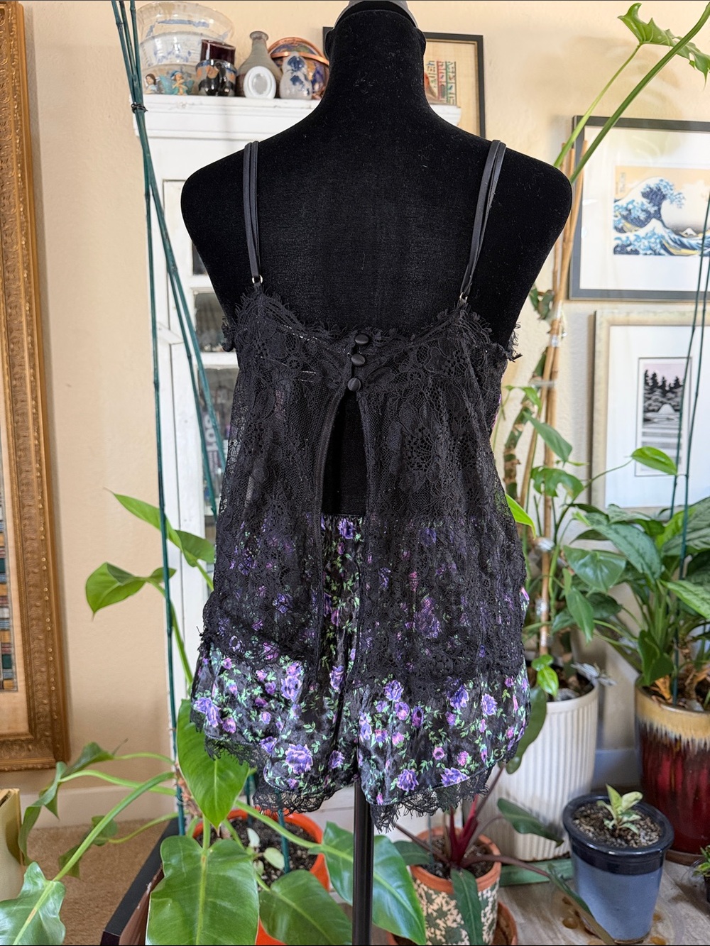 VS Floral Lace Camisole and Short Set - Picture 3 of 11